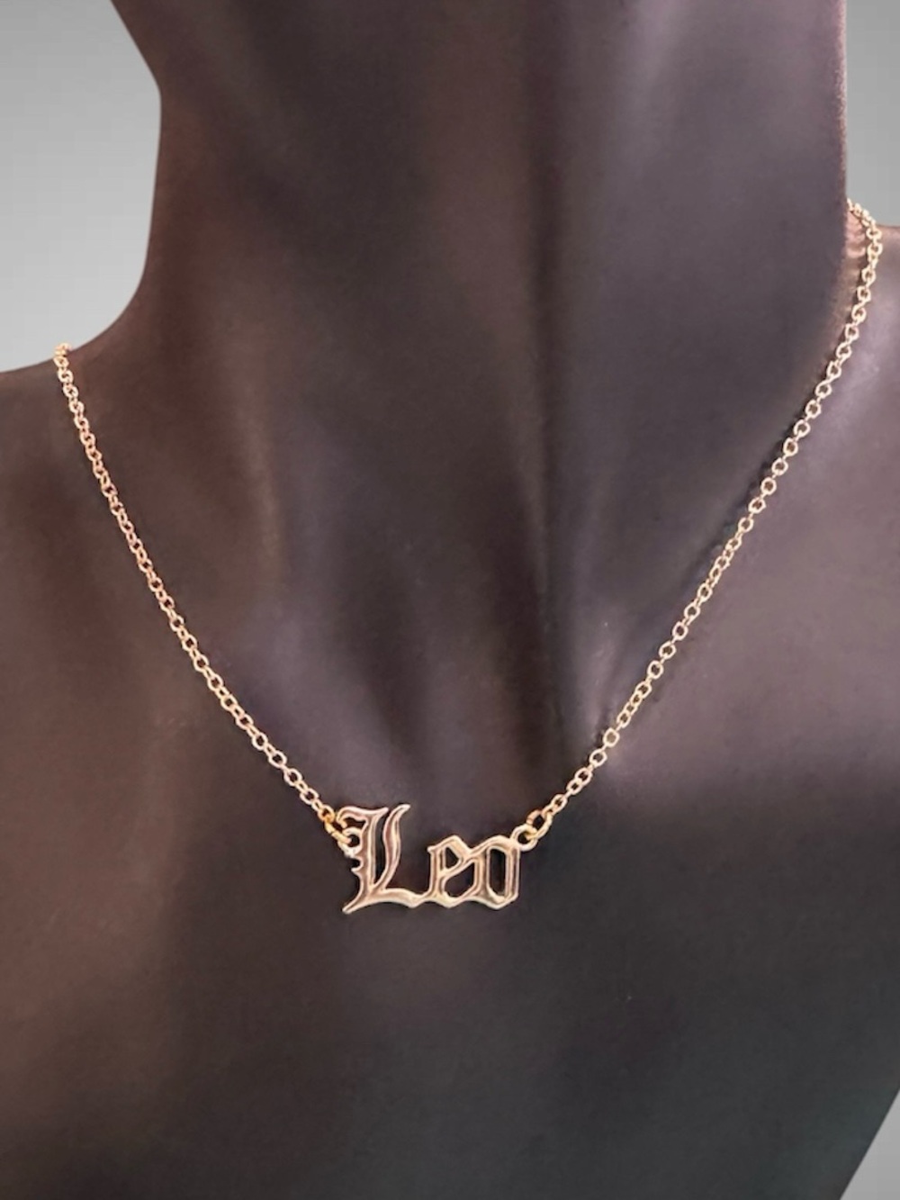 LEO NECKLACE
